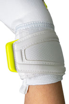 Reusch Legacy '86 Advance - ReuschSoccer